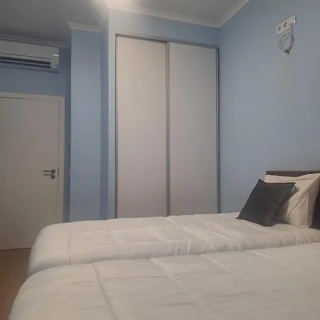 - New Botanic Garden Petit Apartment