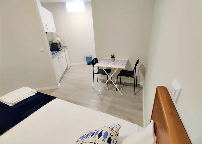 - New Botanic Garden Petit *