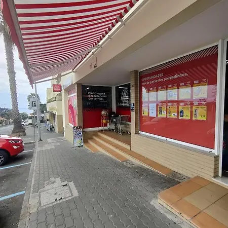 - New Botanic Garden Petit