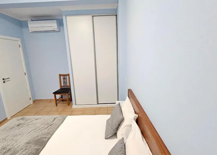 - New Botanic Garden Petit Apartman